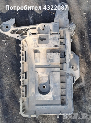 Стойка акомулатор Volkswagen Touran II 2011-2015 1.6 TDI 105к.с.