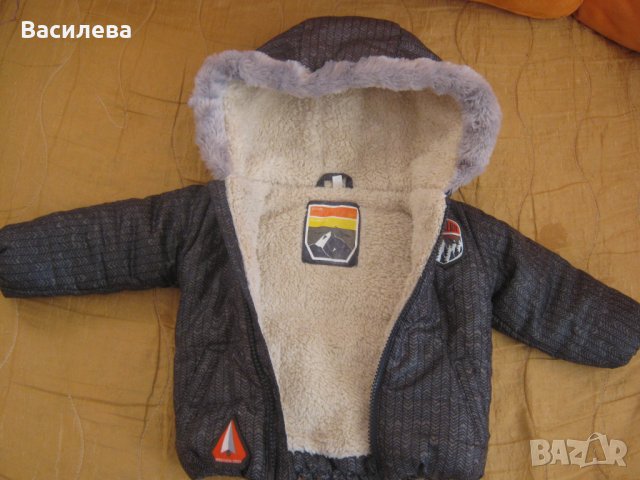 Плътно яке с подплата и качулка 68 размер, снимка 2 - Бебешки якета и елеци - 26696960