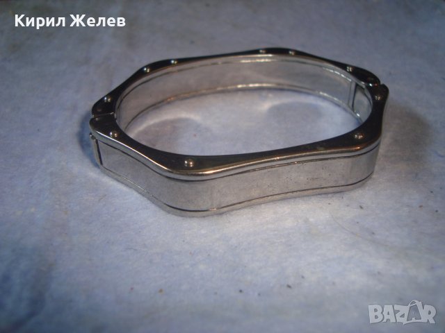 КРАСИВА СТИЛНА МАСИВНА ФЕШЪН - АРТ ОРНАМЕНТИРАНА ГРИВНА с ФАСЕТИРАНИ ЦИРКОНИ 27928, снимка 4 - Гривни - 37065272