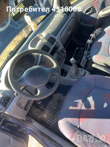 Renault Clio 1.9D НА ЧАСТИ , снимка 3 - Автомобили и джипове - 49438735