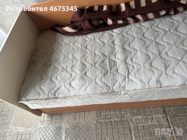 Продавам легло 190/82