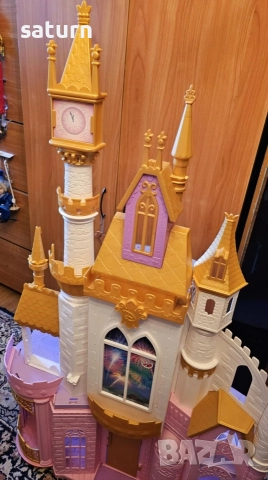 голям красив замък Disney за кукли