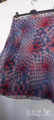 Дамска пола, снимка 2 - Поли - 49430549