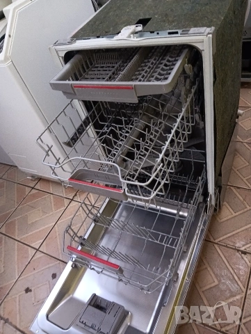 Тясна 45 см иноксова съдомиялна за вграждане Бош Bosch Made in Germany с 2 години гаранция!, снимка 6 - Съдомиялни - 53472666