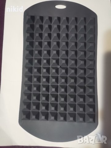 96 мини пирамиди пирамидки гофрети силиконов молд форма калъп за фондан лед шоколад смола и др, снимка 3 - Форми - 37934097