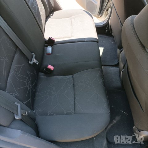 Салон Тойота Аурис 2009 година седалки тойота, снимка 7 - Части - 43956362