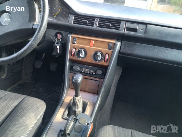 Продавам Мерцедес 124 на части, снимка 10 - Автомобили и джипове - 34822876