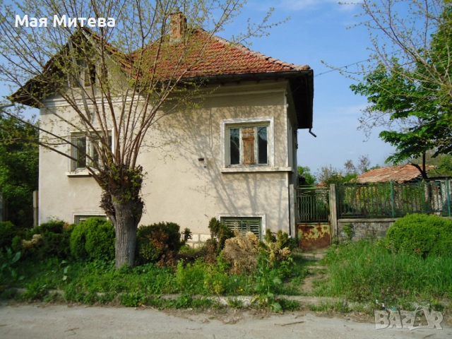 Продавам къща в село Буковец, област Враца, снимка 1