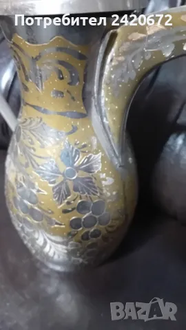 стар антикварен  чайник