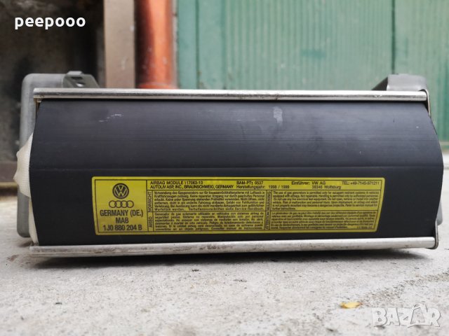 Аербег Аирбаг Airbag за таблото на Голф 4,Пасат , снимка 2 - Части - 28654321