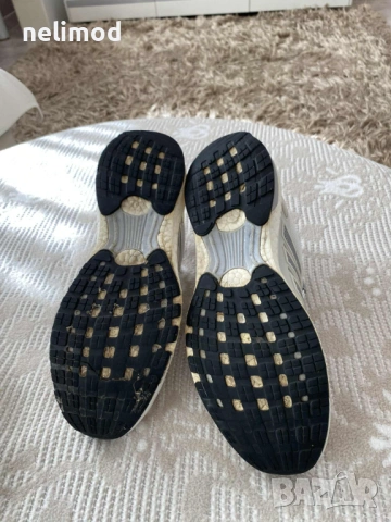 ADIDAS  UltraBOOST size UK 9  43  номер Разпродажба ... намалени 40,00 € , size UК 9  , номер 43, снимка 3 - Маратонки - 53203813