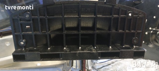 оригинална стойка BN61-08823X за телевизор Samsung модел UE46F6500SS, снимка 2 - Стойки, 3D очила, аксесоари - 37553932