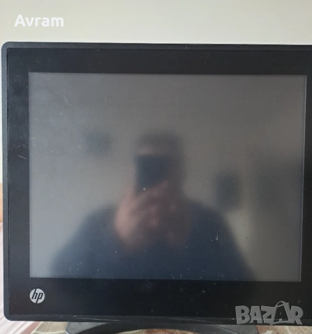 Продавам монитор НР