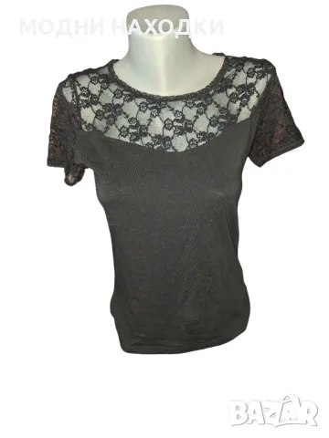 Черна Еластична Тениска с Дантела, снимка 4 - Тениски - 49801043