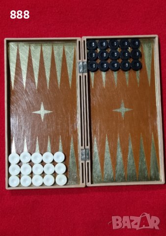 Табла с магнитни пулове от соца !, снимка 3 - Антикварни и старинни предмети - 43257144