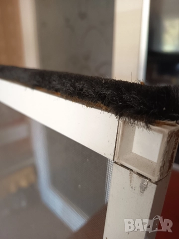 Комарниц, снимка 2 - Дограми - 51543688