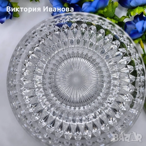 Кристална купа, снимка 4 - Антикварни и старинни предмети - 51740730