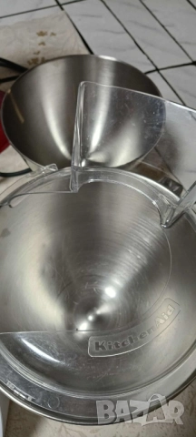 Миксер с купи 2 бр KitchenAid Artisan 5KSM175PSECA, 300W, 4.8 л, Candy Apple, снимка 3 - Аксесоари за кухня - 52239213