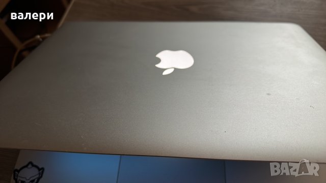 MacBook Air , снимка 6 - Лаптопи за дома - 42930309