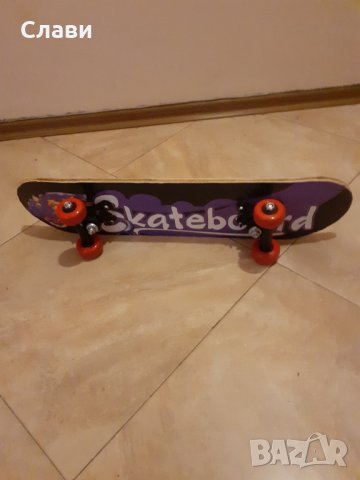 Продавам скейборд, почти нов,запазен, снимка 2 - Скейтборд, ховърборд, уейвборд - 43091851