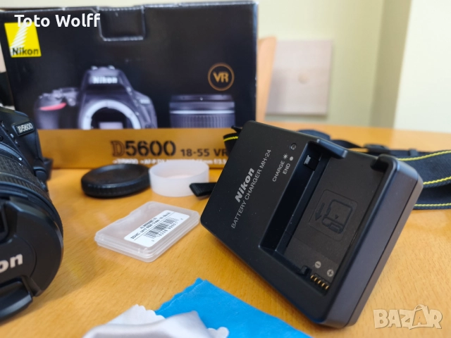 Фотоапарат Nikon D5600 + AF-P DX NIKKOR 18-55mm f/3.5-5.6G VR, снимка 13 - Фотоапарати - 52798481