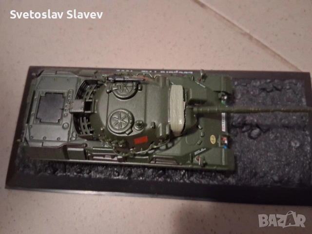 Модели самолети и танкове., снимка 16 - Влакчета, самолети, хеликоптери - 53154186