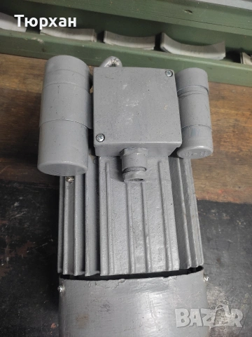 Монофазен електродвигател 2,2KW, снимка 3 - Електродвигатели - 53511632