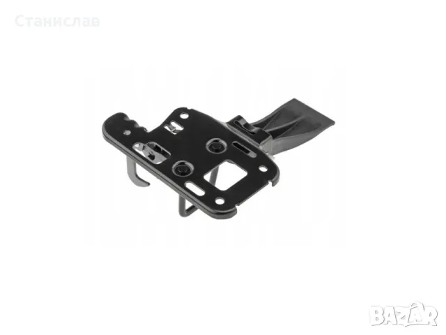 Audi A4 B8 Машинка за заключване на преден капак , снимка 3 - Части - 50185848