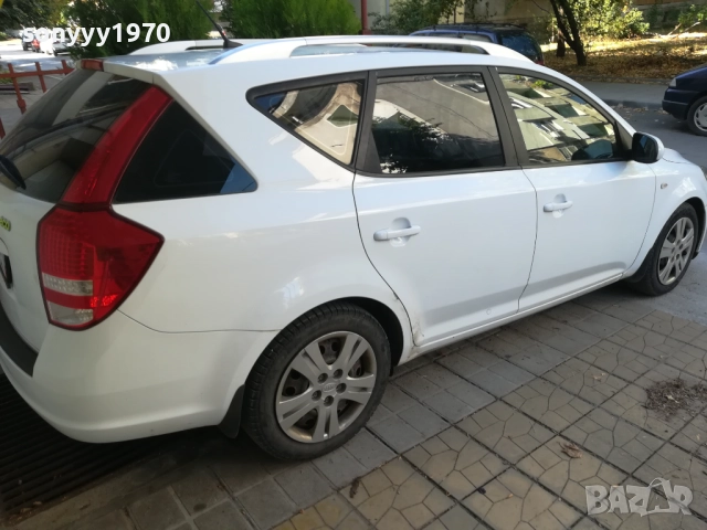 КУПУВАМ ЩОРА ЗА БАГАЖНИК ЗА KIA CEED 2010г КОМБИ 1809251849