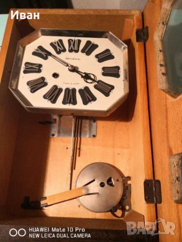 Стенен часовник с махало Jantar, снимка 3 - Антикварни и старинни предмети - 28400092