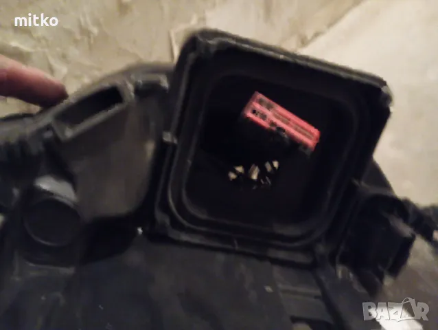 Десен фар Рено Меган pure led vision, снимка 3 - Части - 49869438