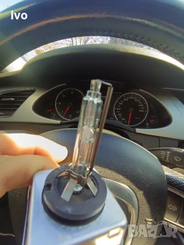 Крушки  ауди а4 б8, снимка 3 - Аксесоари и консумативи - 47690402