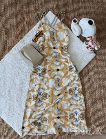 рокля по тялото на Зара 