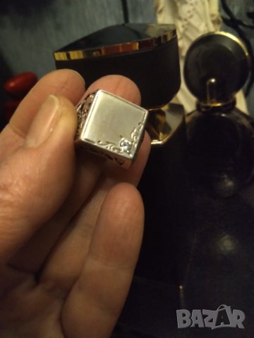 Мъжки масивен сребърен пръстен ръчна изработка с бял сапфир , снимка 5 - Пръстени - 43024561