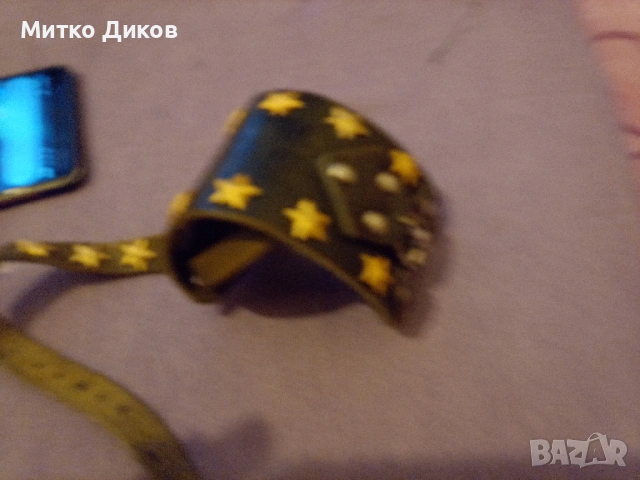 Гривна каишка за ръка от естествена кожа винтидж от соца СССР със звезди като нова, снимка 2 - Гривни - 53065847