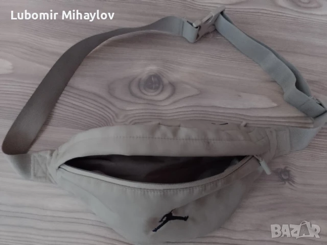Оригинална чантичка на Nike & Jordan, снимка 2 - Други - 51293617