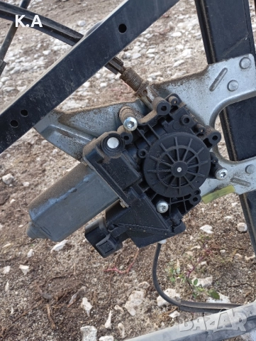 Преден ляв стъклоповдигач Audi A3 8l 2/3 врати, снимка 7 - Части - 52080896