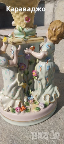 Порцеланова Композиция, снимка 5 - Статуетки - 50968688