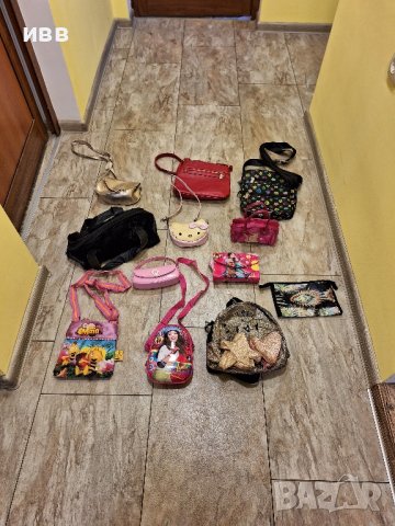Намалени на 15лв Голям лот детски чанти+подаръци 