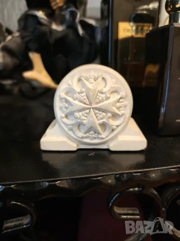 Поставка за салфетки алабастър , снимка 2 - Декорация за дома - 49849514