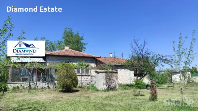 Едноетажна къща в село Средец обл. Стара Загора, снимка 10 - Къщи - 49449009