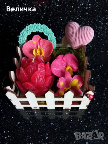 Оградка с орхидеи , снимка 2 - Изкуствени цветя - 39968078