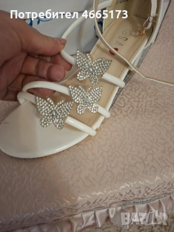 Бели Сандали, снимка 2 - Сандали - 53035655