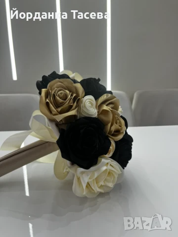 Уникални букети от сатенени рози за вашия специален повод , снимка 11 - Други - 50980991