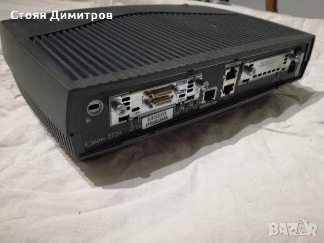 Cisco 1720 router, снимка 2 - Рутери - 33445802