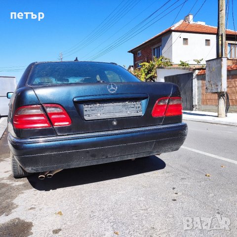 Мерцедес w210, снимка 4 - Автомобили и джипове - 38372186