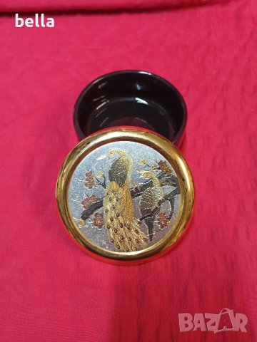 Порцеланова кутия за дребни бижута. Японската древна техника Чокин - с красиви Райски птици., снимка 4 - Други ценни предмети - 43700090