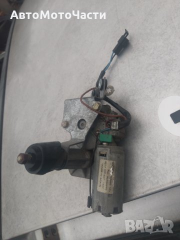 Продавам моторче задна чистачка от Опел Корса, снимка 2 - Части - 32634015