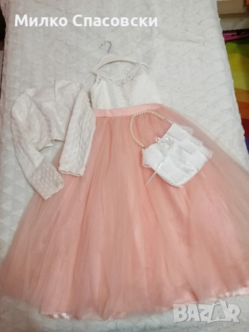 Продавам рокли от Doniceta нови.