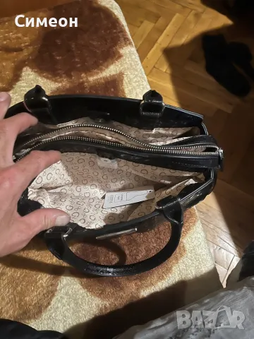 Чанта GUESS , снимка 4 - Чанти - 50048131